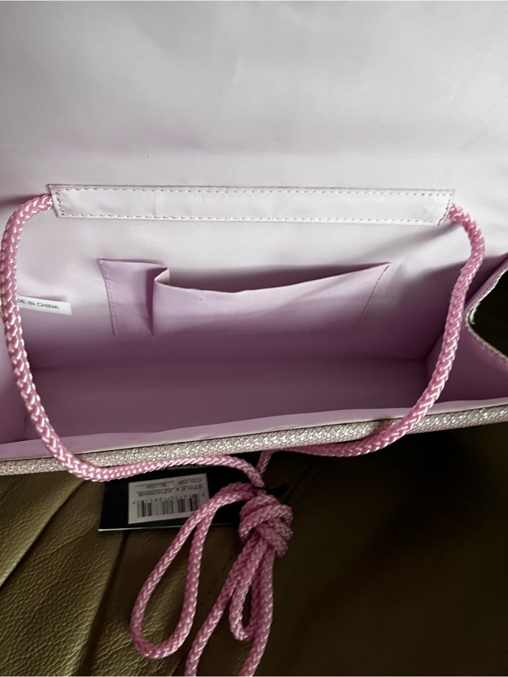 Harvé Benard Blush Pink Evening Clutch Purse NWT | Satin Pleated Knot Front Form - Picture 10 of 10